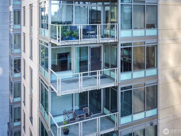 900 Lenora Street W807, Seattle WA 98121