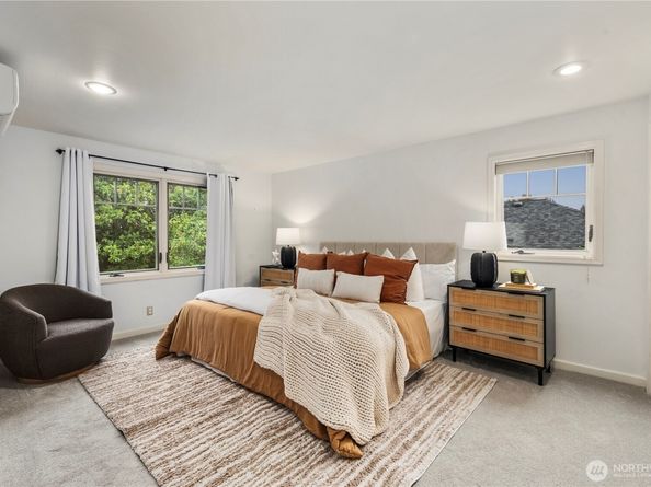 6022 Vassar Avenue NE, Seattle WA 98115
