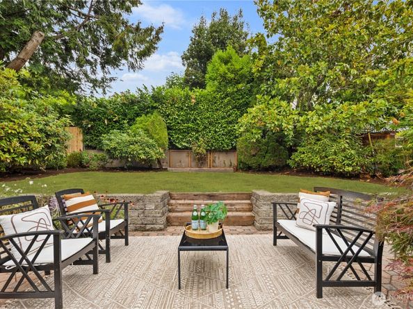 6022 Vassar Avenue NE, Seattle WA 98115
