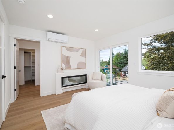 11256 Evanston Avenue N, Seattle WA 98133