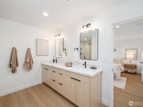 11256 Evanston Avenue N, Seattle WA 98133