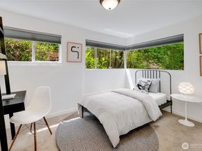 9724 Mercerwood Drive, Mercer Island WA 98040
