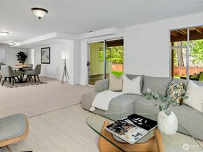9724 Mercerwood Drive, Mercer Island WA 98040
