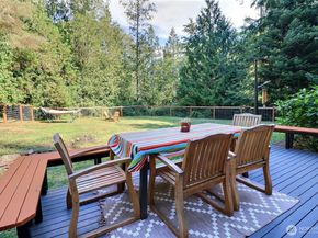 5578 Lynwood Center Road NE, Bainbridge Island WA 98110