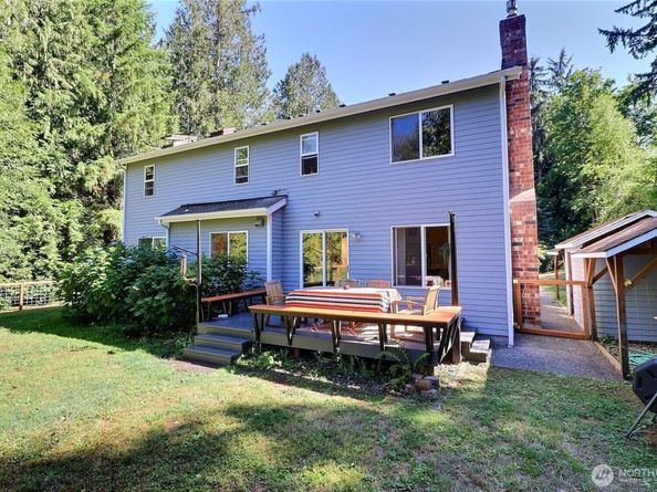 5578 Lynwood Center Road NE, Bainbridge Island WA 98110
