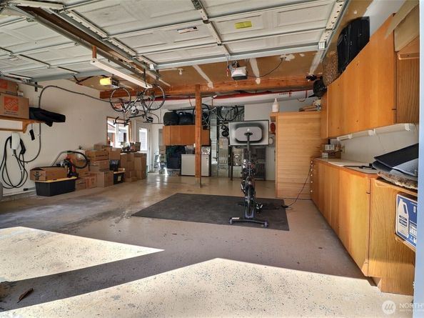 5578 Lynwood Center Road NE, Bainbridge Island WA 98110