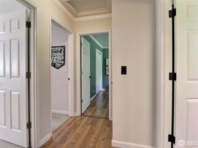 5578 Lynwood Center Road NE, Bainbridge Island WA 98110