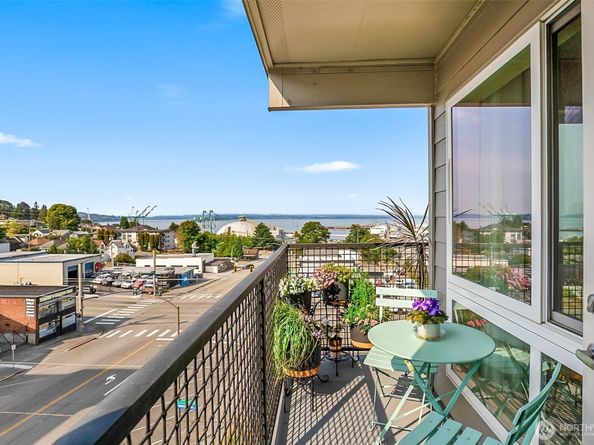 2824 Grand Ave A408, Everett WA 98201