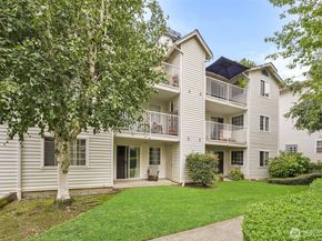 949 Aberdeen Ave ne B104, Renton WA 98059