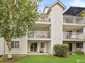 949 Aberdeen Ave ne B104, Renton WA 98059