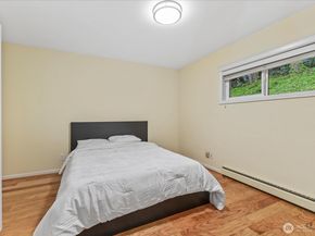 130 105th Avenue SE 108, Bellevue WA 98004