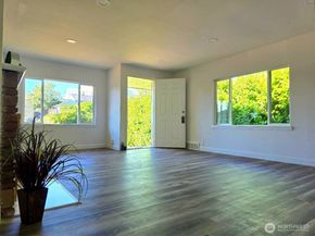1729 S Columbian Way, Seattle WA 98108