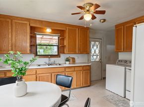 10045 1st Avenue S, Seattle WA 98168