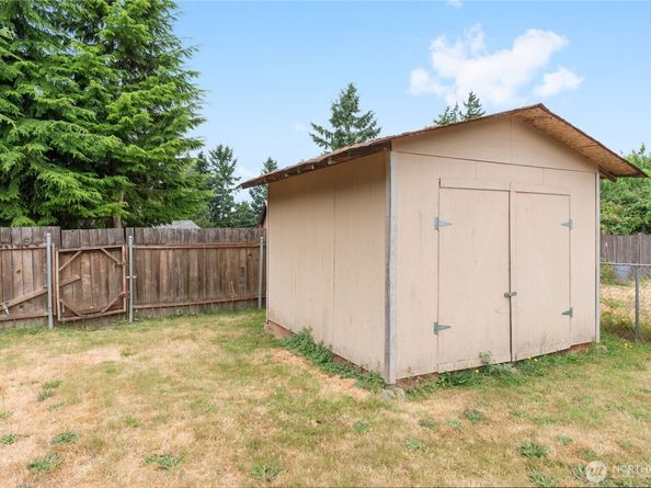 10045 1st Avenue S, Seattle WA 98168