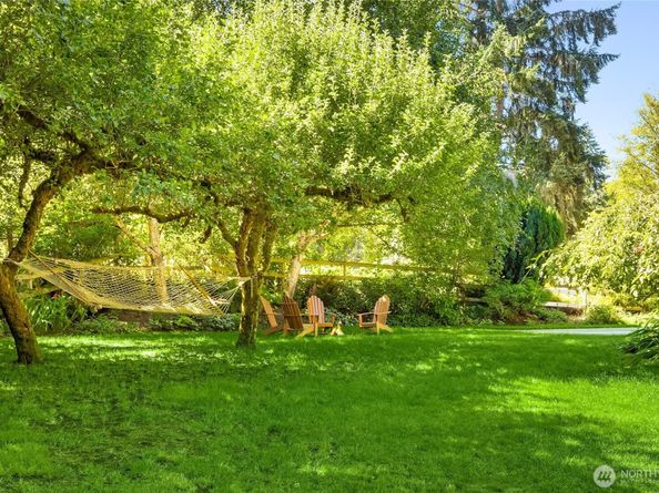 7703 Fletcher Bay Road NE, Bainbridge Island WA 98110