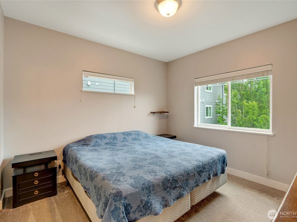5809 Highway Place B304, Everett WA 98203