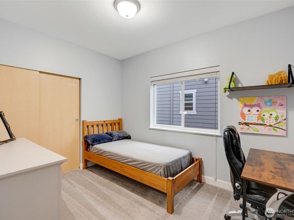 5809 Highway Place B304, Everett WA 98203