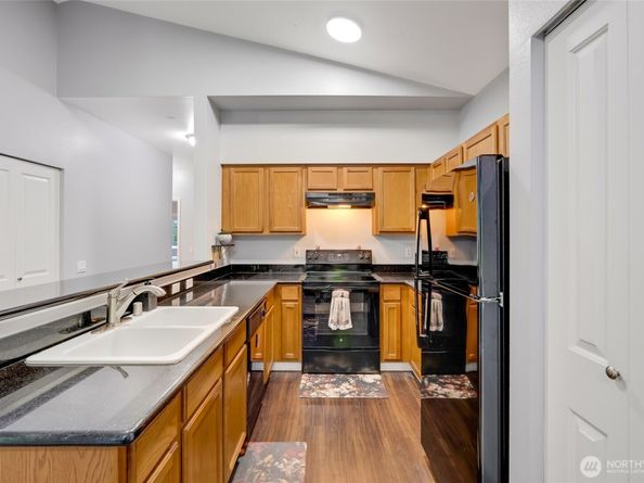 5809 Highway Place B304, Everett WA 98203