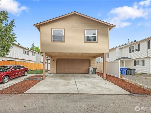 919 4th Avenue N, Kent WA 98032