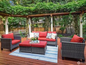 2892 160th Place NE, Bellevue WA 98008