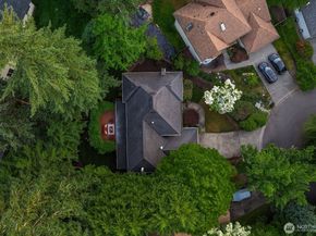2892 160th Place NE, Bellevue WA 98008