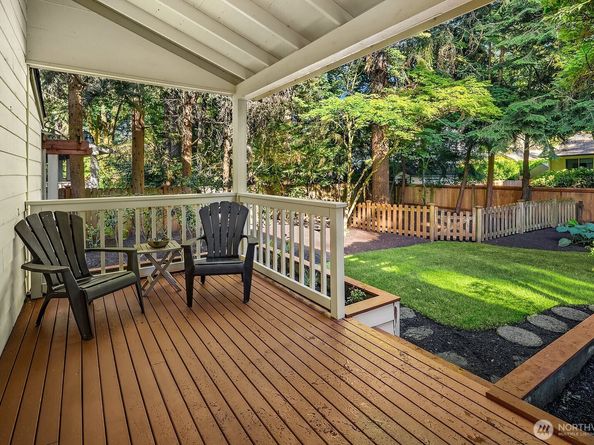 2892 160th Place NE, Bellevue WA 98008