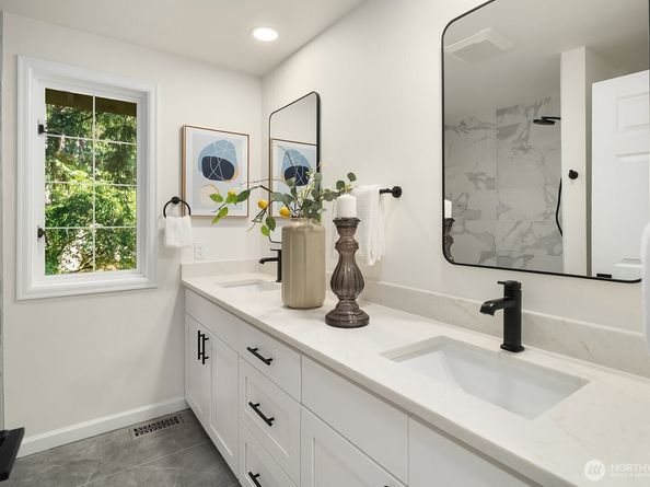 2892 160th Place NE, Bellevue WA 98008
