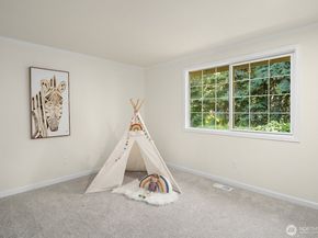 2892 160th Place NE, Bellevue WA 98008