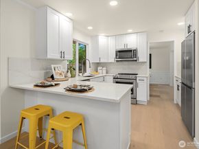 2892 160th Place NE, Bellevue WA 98008