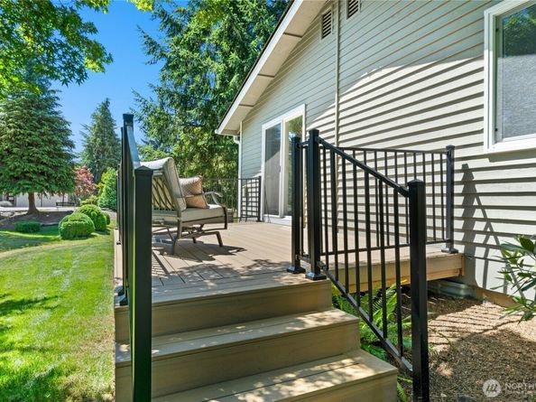 24209 10th Place W, Bothell WA 98021