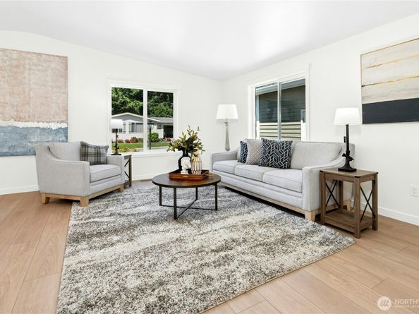 24209 10th Place W, Bothell WA 98021