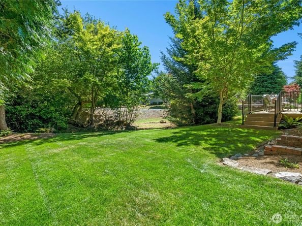 24209 10th Place W, Bothell WA 98021