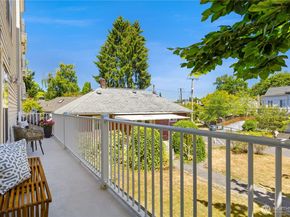 2820 E Madison Street 204, Seattle WA 98112
