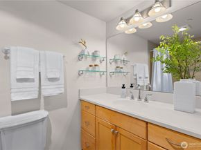 2820 E Madison Street 204, Seattle WA 98112