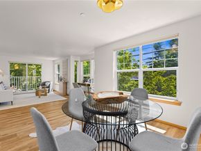 2820 E Madison Street 204, Seattle WA 98112