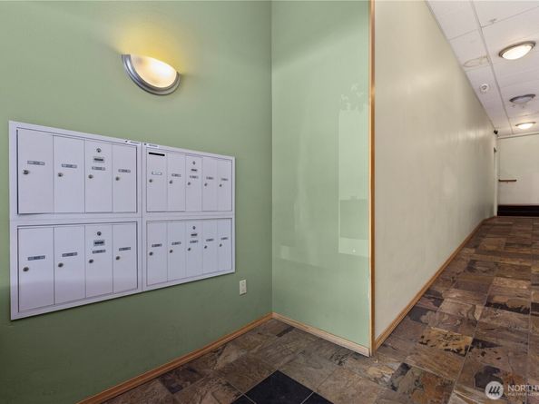 2820 E Madison Street 204, Seattle WA 98112