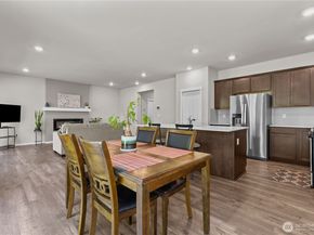 10825 32nd Street NE, Lake Stevens WA 98258
