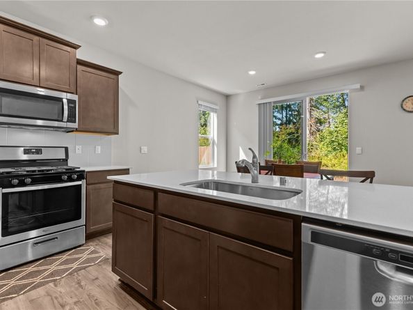 10825 32nd Street NE, Lake Stevens WA 98258