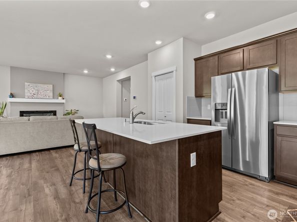 10825 32nd Street NE, Lake Stevens WA 98258