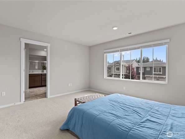 10825 32nd Street NE, Lake Stevens WA 98258