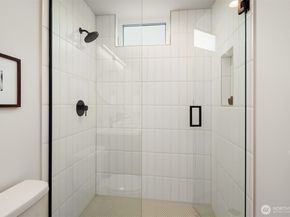 1611 N 50th Street, Seattle WA 98103