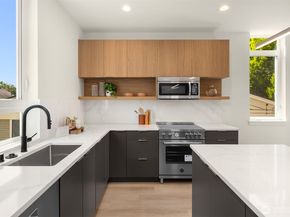 1611 N 50th Street, Seattle WA 98103