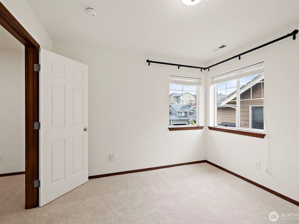 22820 41st DR SE, Bothell WA 98021