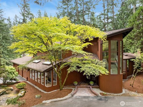 5004 134th Place NE, Bellevue WA 98005