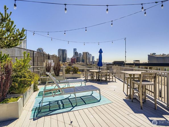 76 Cedar Street 806, Seattle WA 98121