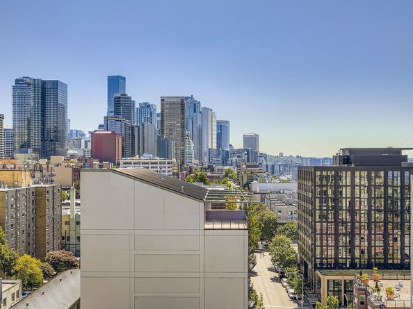 76 Cedar Street 806, Seattle WA 98121