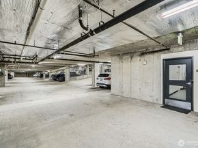 76 Cedar Street 806, Seattle WA 98121