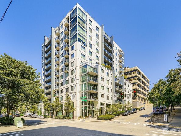 76 Cedar Street 806, Seattle WA 98121
