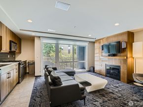 76 Cedar Street 806, Seattle WA 98121