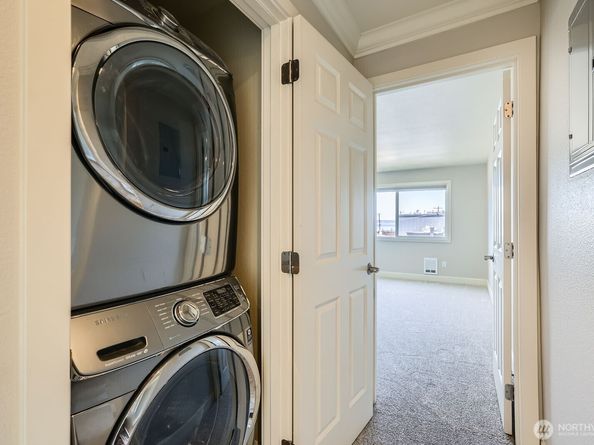 2514 57th Avenue SW 301, Seattle WA 98116